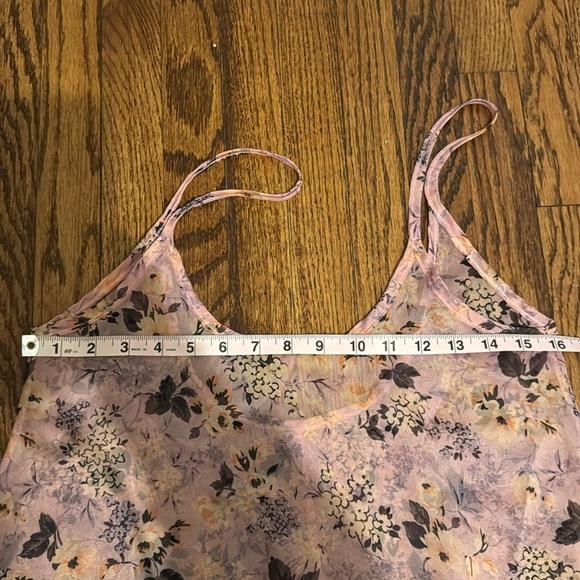 Brandy Melville Floral Chiffon Tank - Picture 4 of 4